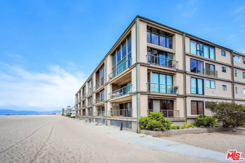 1 Spinnaker Street #8 photo 1