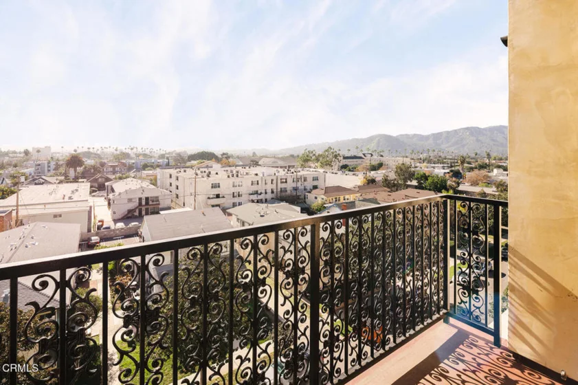 124 W Colorado Street #501 photo 17
