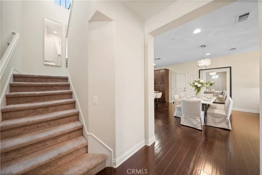 222 Compass photo 26