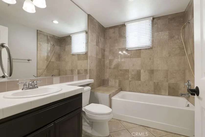 5220 Premiere Hills #222 photo 13