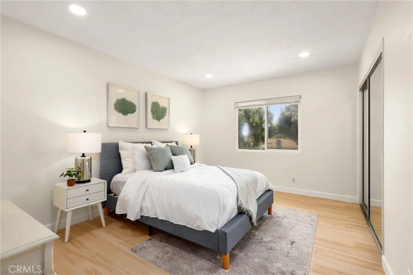 648 W Main #D photo 21