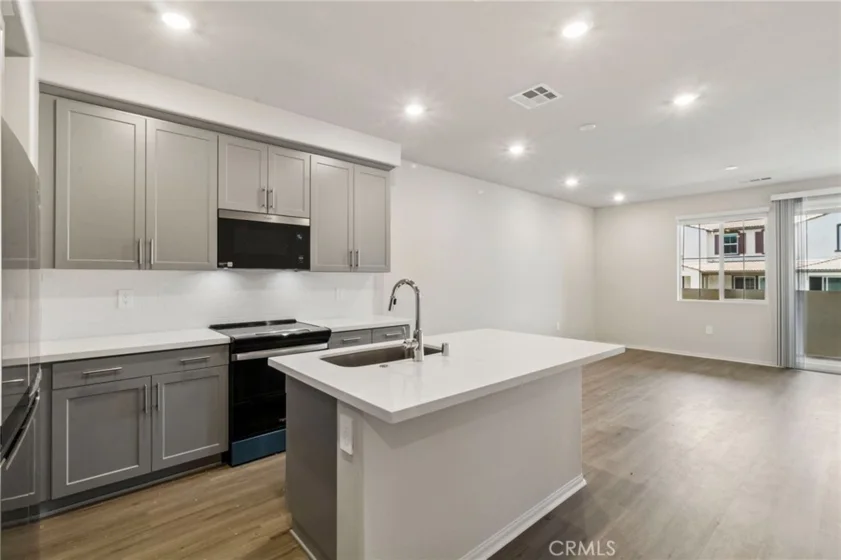 4873 Merida Way photo 9