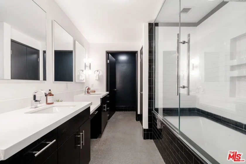 849 S Broadway #603 photo 16