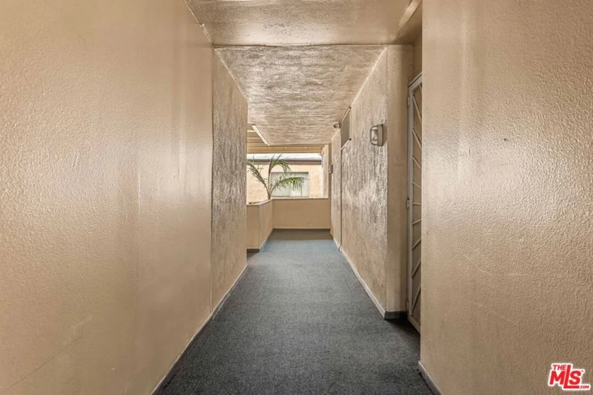 210 S La Fayette Park Place #314 photo 18