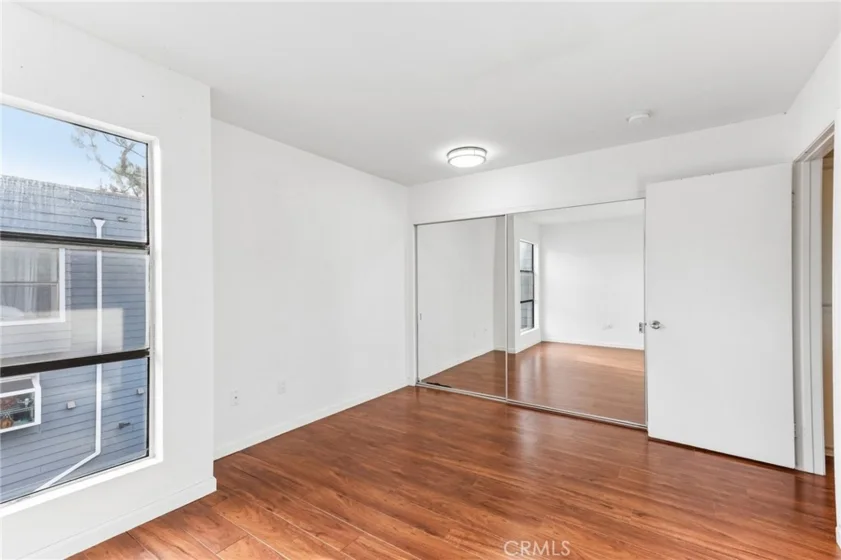 15113 Saticoy Street #25 photo 20