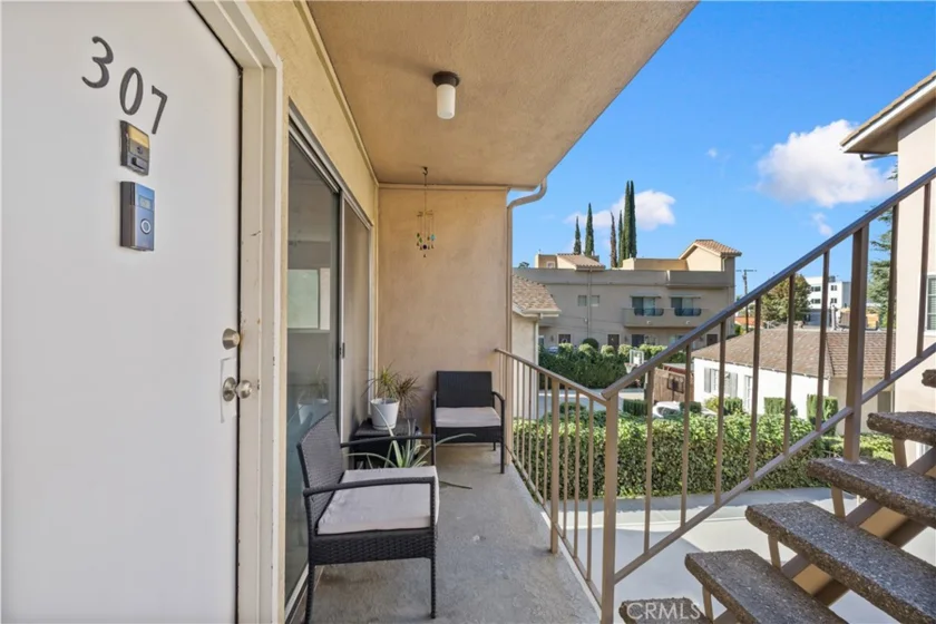 10757 Hortense #307 photo 16