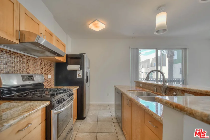 302 E 19th Street #7 photo 7