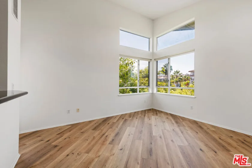 6400 Crescent Parkway #402 photo 7