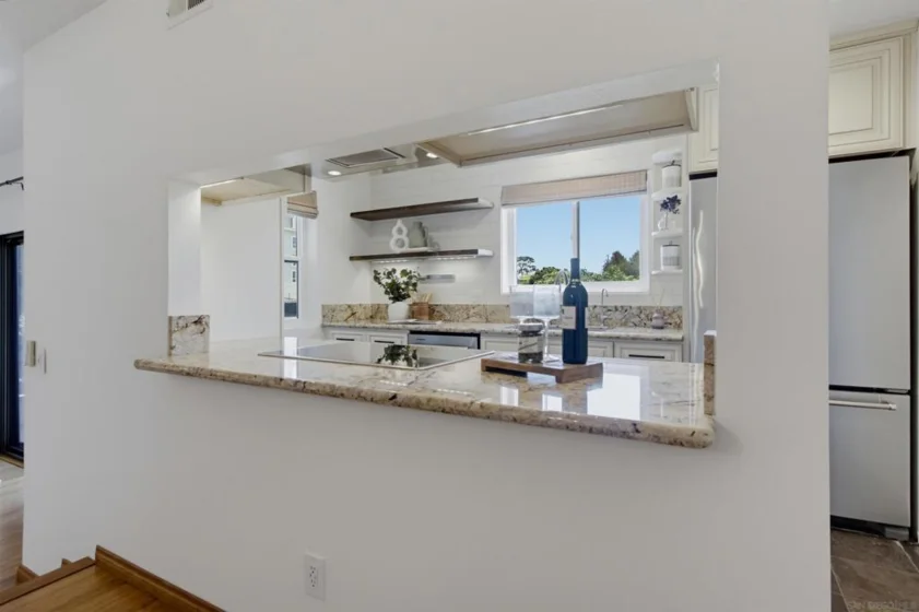 909 Sutter #102 photo 3