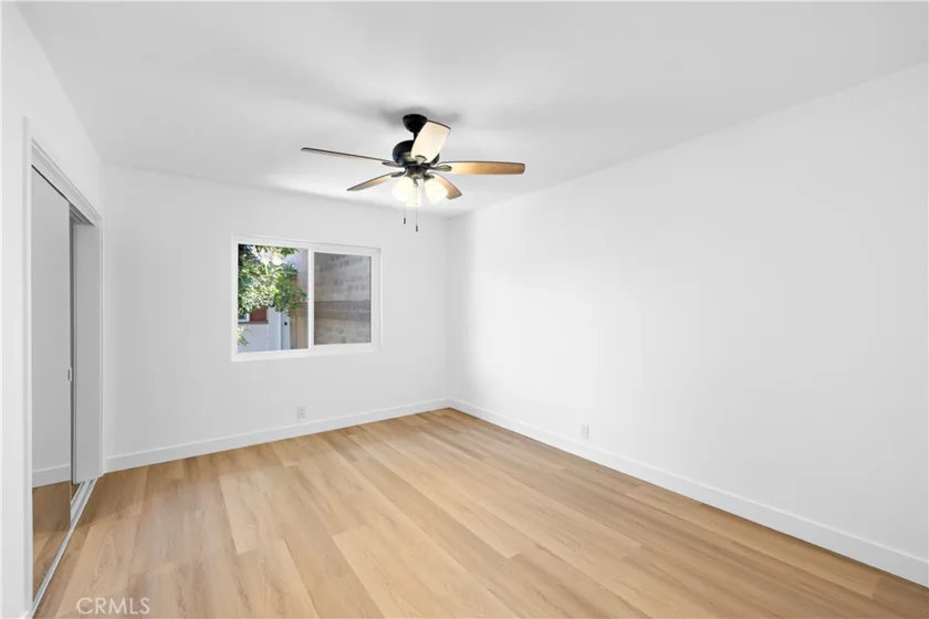 655 W 6th #A photo 16