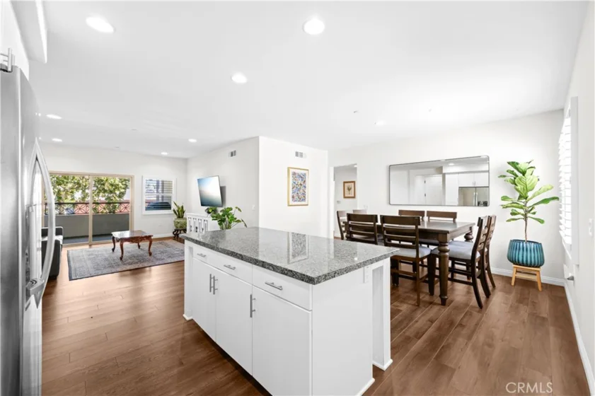 401 S Anaheim #3 photo 4