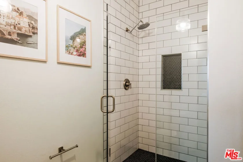 14569 Benefit Street #209 photo 18