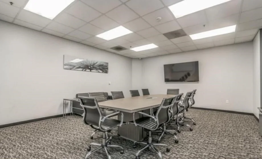 1100 Wilshire #2707 photo 17