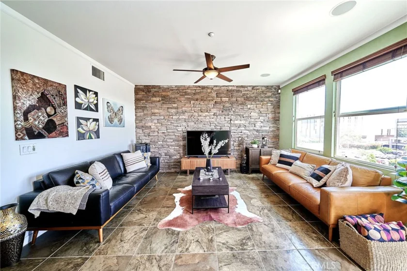 12842 Palm Street #PENTHOUSE 4 photo 1