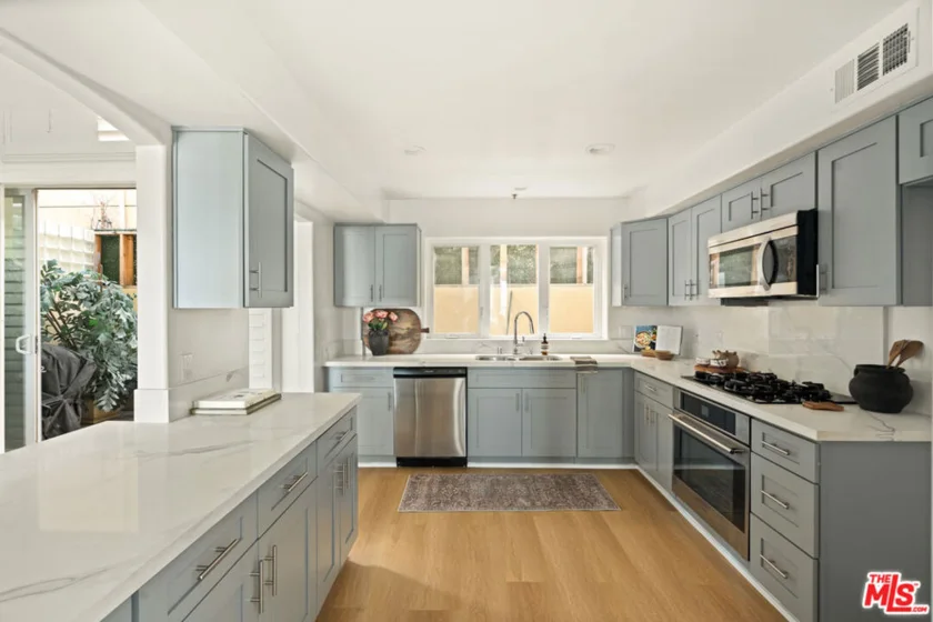 11982 Mayfield Avenue #D photo 13