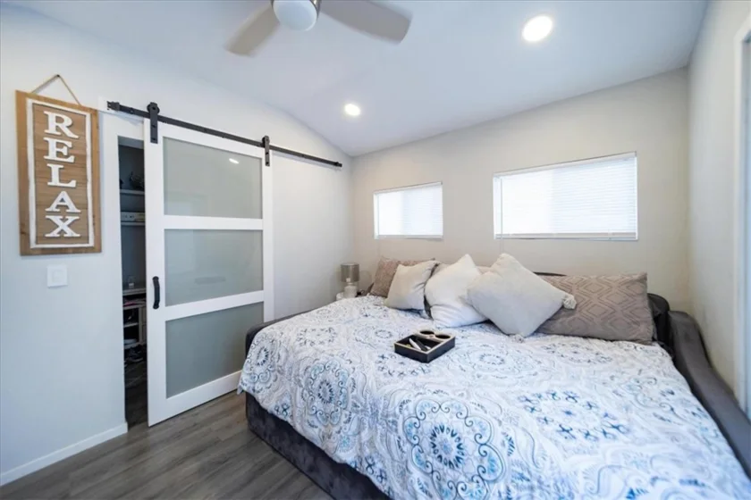 25933 Schafer photo 61