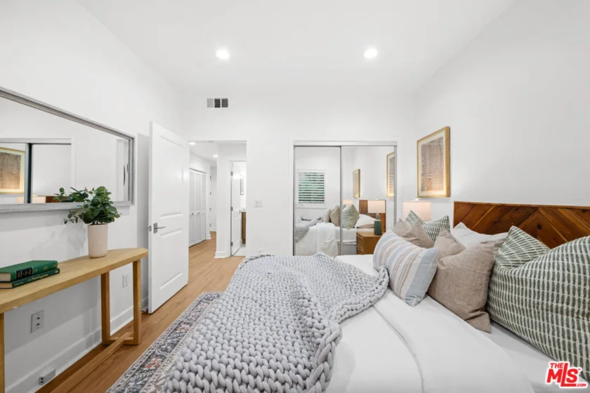 11115 Acama Street #104 photo 20