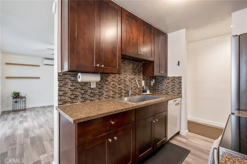 1723 Cedar #103 photo 20