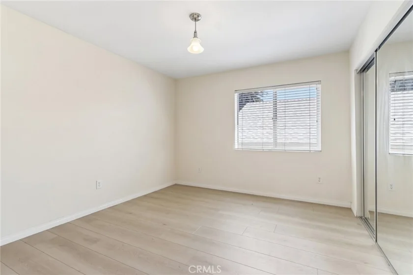 14618 Gilmore Street #16 photo 9