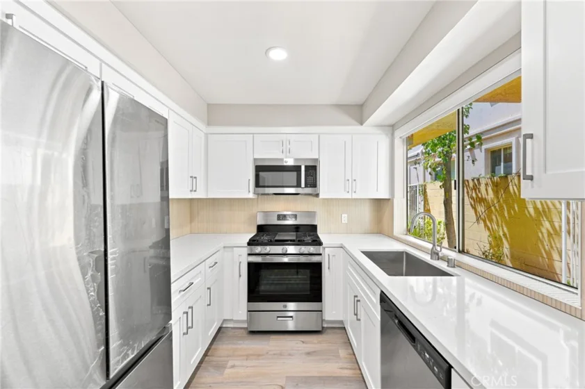 451 S Oakland Avenue #2 photo 12
