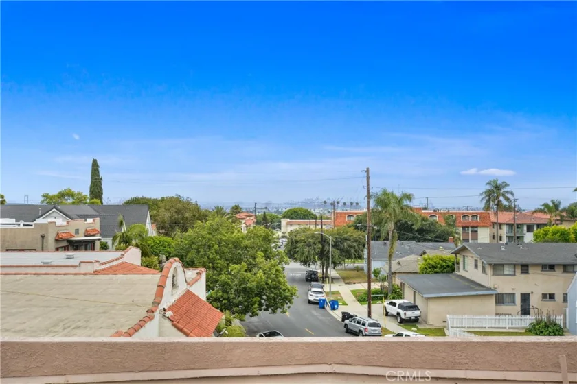 1158 W 11th Street #J photo 26