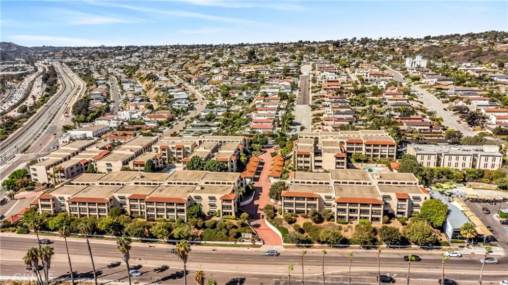 2514 Clairemont #107 photo 36