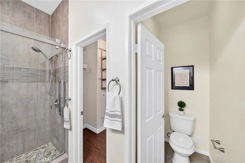 2256 Clark photo 36