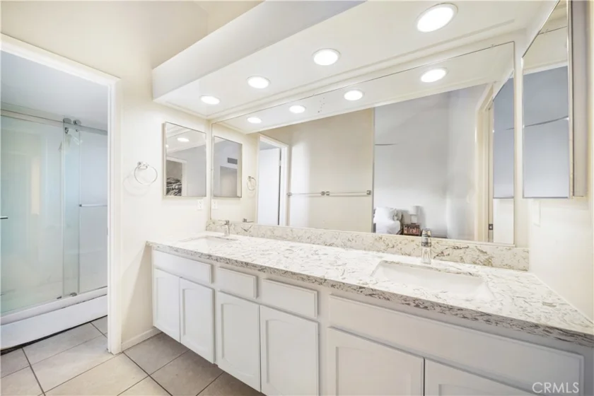 708 Fremont Villas #1 photo 23