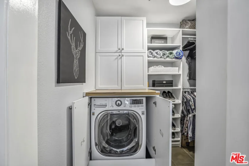 7320 Hawthorn Avenue #315 photo 24