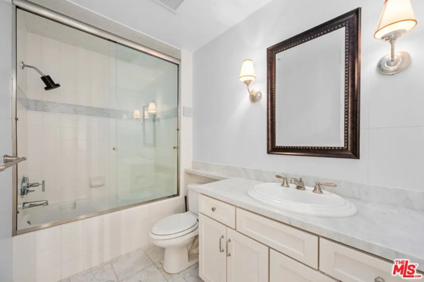 411 N Oakhurst Drive #305 photo 30