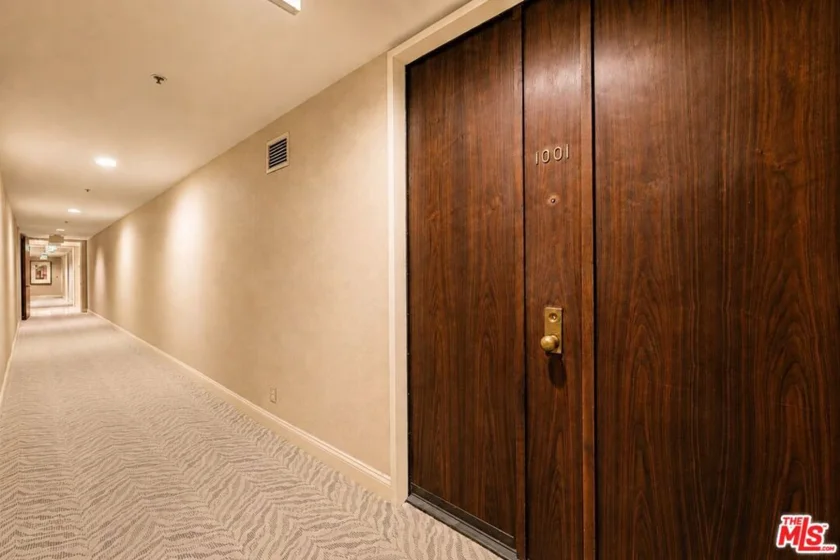 10790 Wilshire Boulevard #1001 photo 26