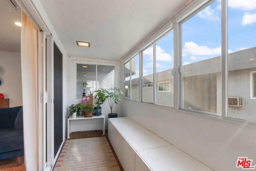 315 N Hillcrest Boulevard #19 photo 9