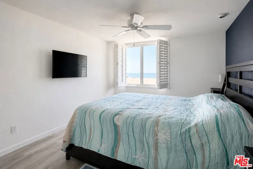 1140 E Ocean Boulevard #235 photo 6