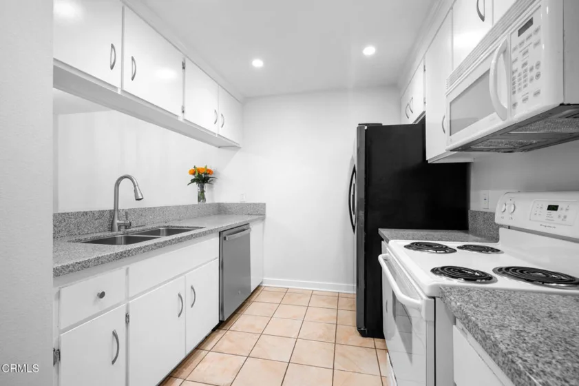 3481 Stancrest Drive #335 photo 10