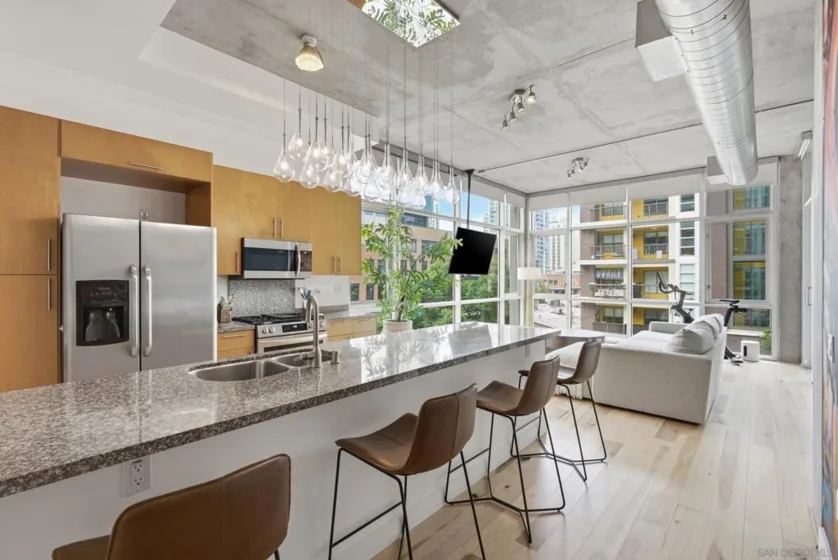 1025 Island Avenue #315 photo 5