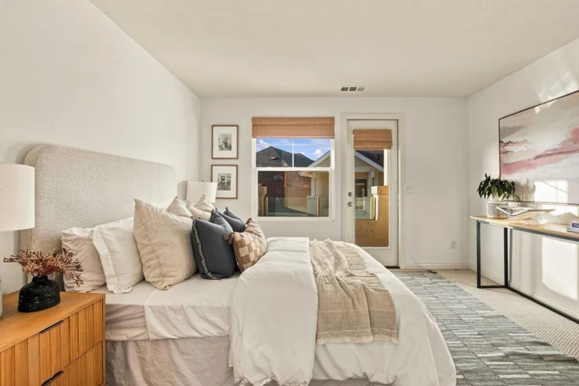 845 Harbor Cliff Way #305 photo 21