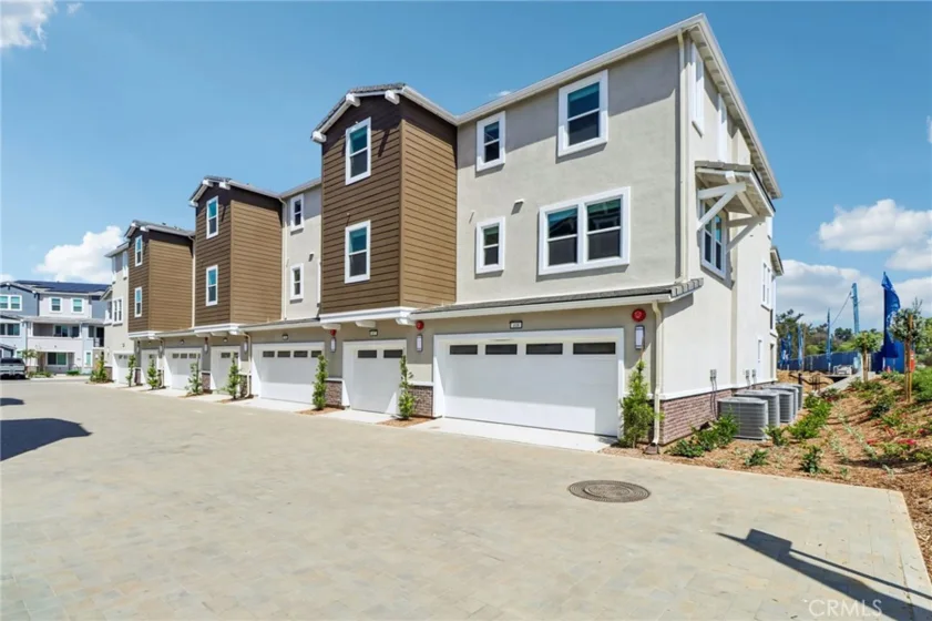 406 Lotus Drive photo 40