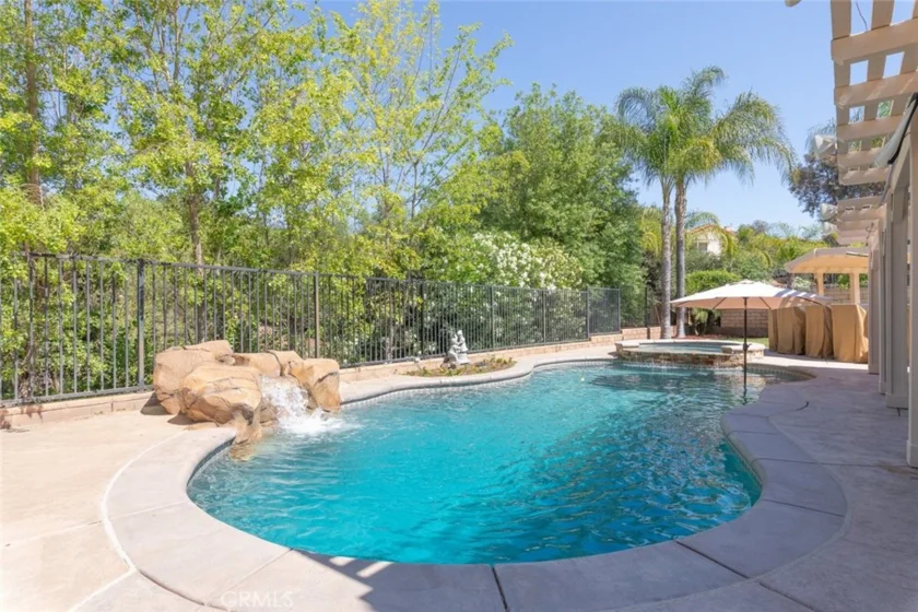 36393 Provence photo 1