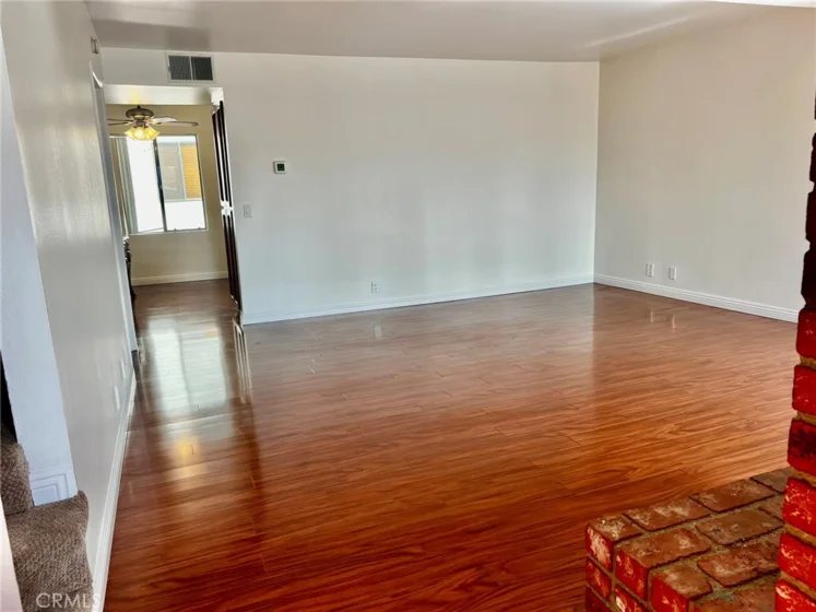 19451 Sherman Way #501 photo 9