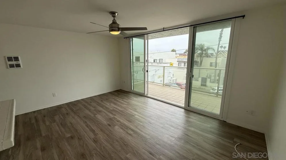 725 Redondo Court #22 photo 7