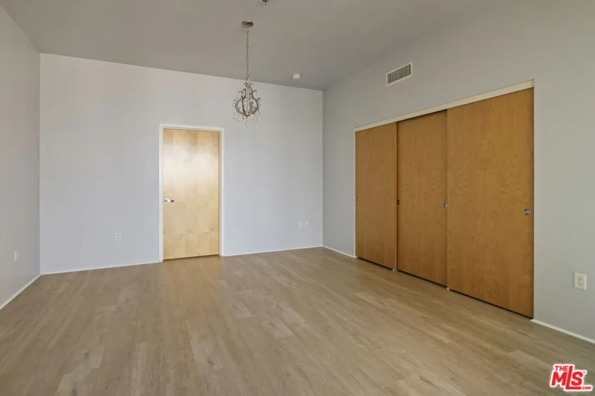 1111 S Grand Avenue #1211 photo 17