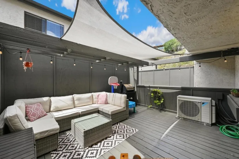 1242 River Glen Row #40 photo 11