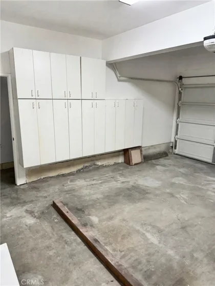 18319 Hart Street #3 photo 17