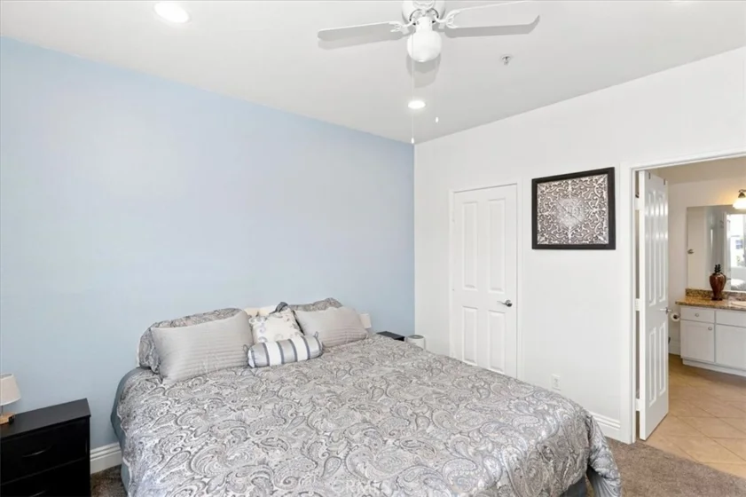 22681 Oakgrove #426 photo 21