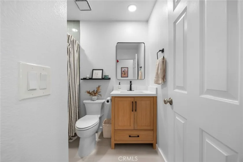 7841 Essex Drive #202 photo 30