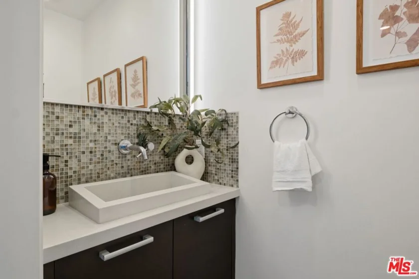 853 21st Street #104 photo 16