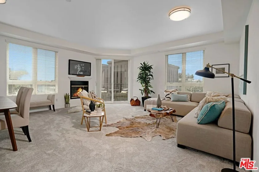 12222 Wilshire Boulevard #509 photo 1