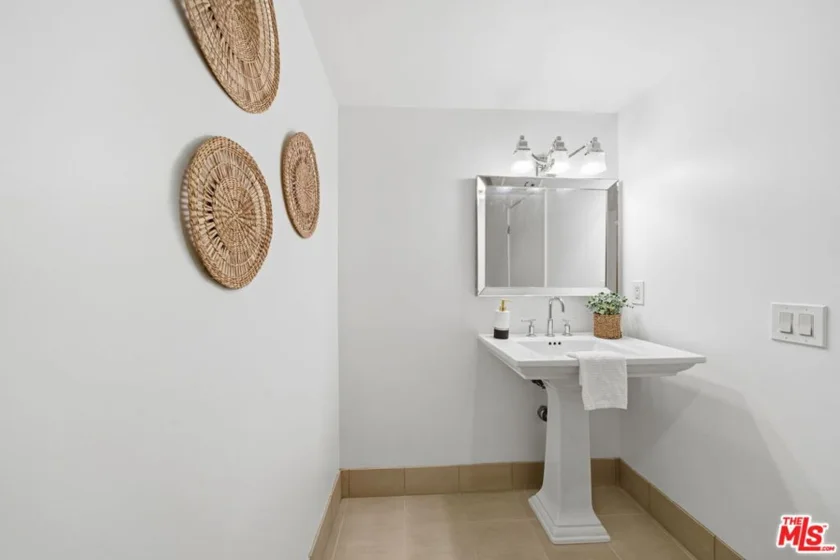 13650 Marina Pointe Drive #1603 photo 20