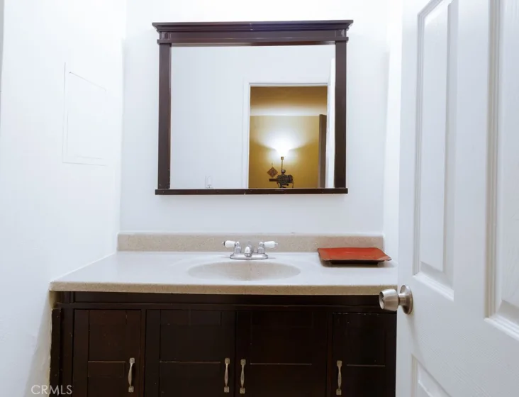 15344 Weddington Street #104 photo 13