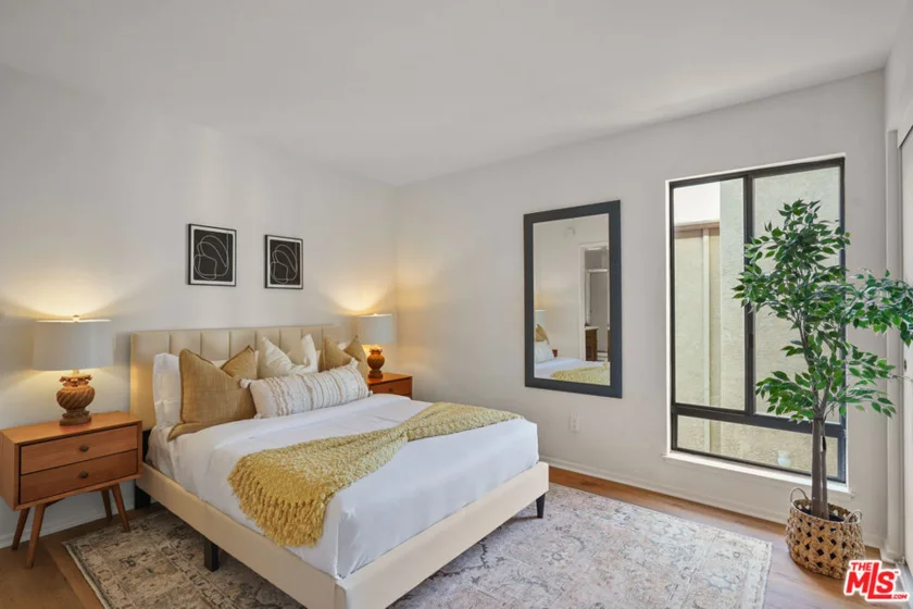 1655 Greenfield Avenue #3 photo 17